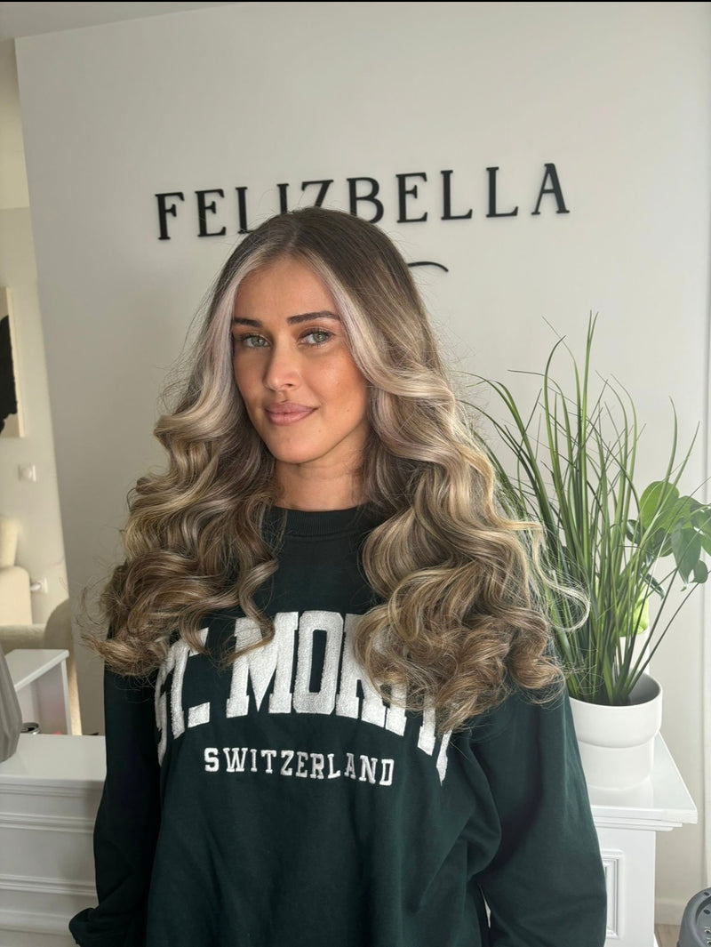 MAQUILLAGE / COIFFURE / ROBES
