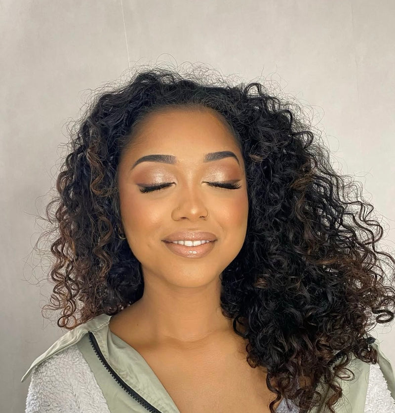 MAQUILLAGE / COIFFURE / ROBES